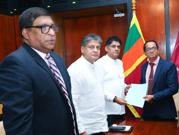 විනිසුරුවරුන් ගේ පත්වීම් ප්‍රමාදය පිළිබඳව විපක්ෂය කතානායකට ලියයි